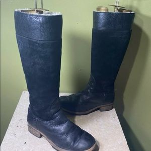 Ugg Peace Boots size 6